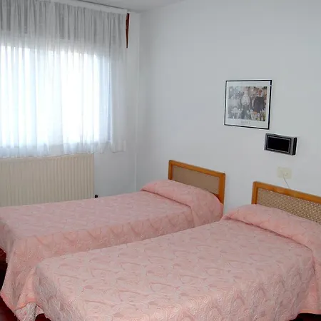 Hostal Charo II-3